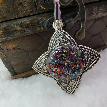 Collier pendentif étoile céleste argenté en verre brisé multicolore, bijoux multicolores de style antique, charme mystique unique