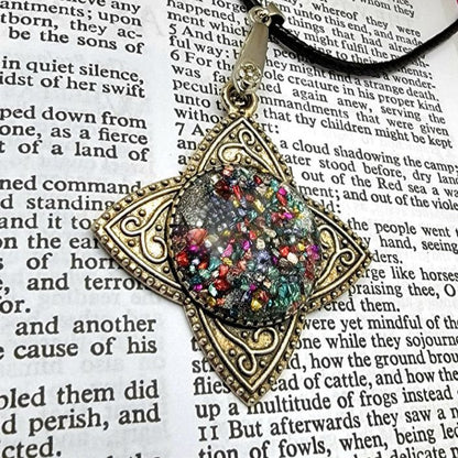 Mystical Star Pendant Necklace with Vibrant Crushed Glass