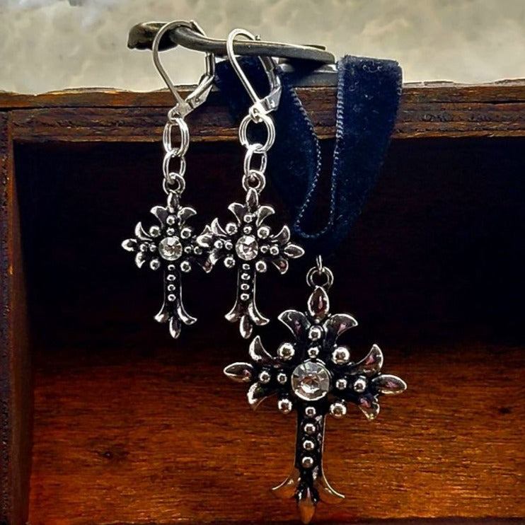 Elegantes pendientes góticos y conjunto de collar de gargantilla de terciopelo negro, joyería espiritual chic, imprescindibles de la moda gótica, crucifijo de plata con pedrería