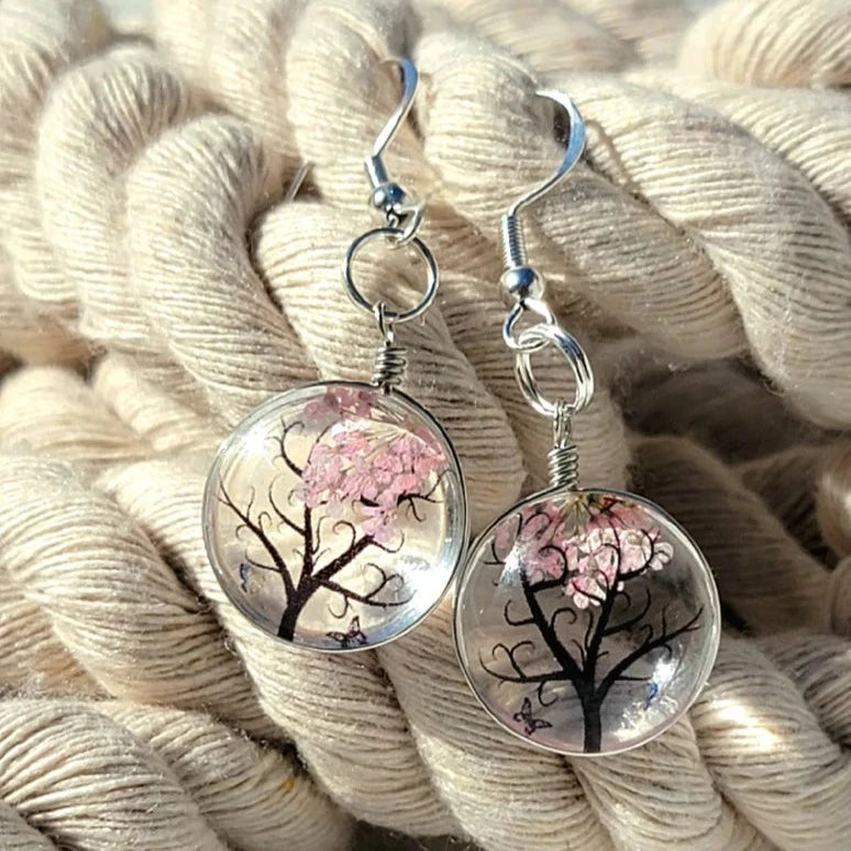 Boucles d’oreilles Soft Pink Blooms, Cadeaux romantiques, Bijoux botaniques, Amoureux de la nature, Accessoire Boho Chic, Arbre de vie, Beauté intemporelle de la nature