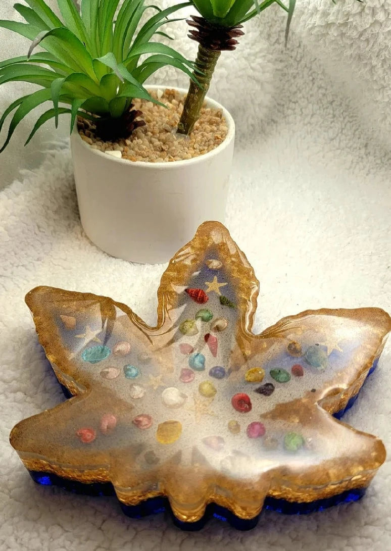 Beachside Bliss Maple Leaf-Inspired Ashtray, Gift for Smokers