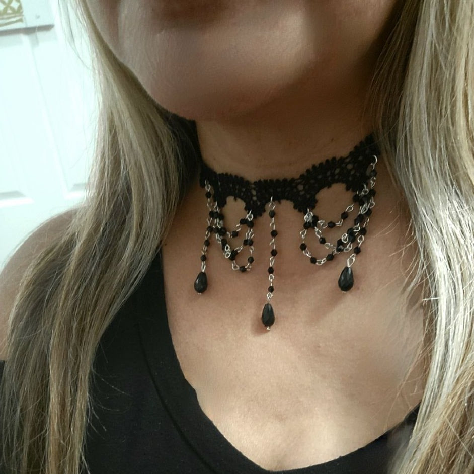 Gargantilla colgante lolita de cadena negra, elegante diseño de inspiración victoriana, collar gótico vintage, cuello de encaje, regalo único hecho a mano