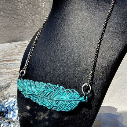 Vintage-Inspired Feather Necklace, Mystical Azure Patina Pendant, Ethereal Symbol of Freedom & Rebirth, Accessory for the Modern Bohemian