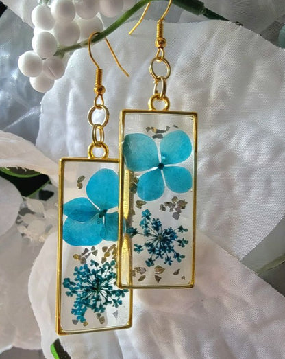 Blue Hydrangea Petals and Baby's Breath Real Flower Earrings, Real Flower Dangle