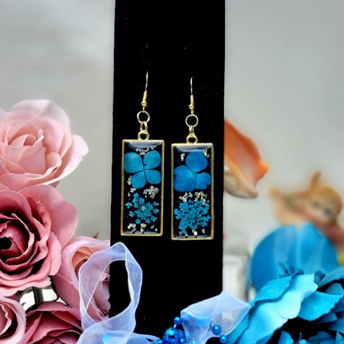 Blue Hydrangea Petals and Baby's Breath Real Flower Earrings, Real Flower Dangle