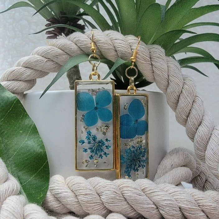 Blue Hydrangea Petals and Baby's Breath Real Flower Earrings, Real Flower Dangle