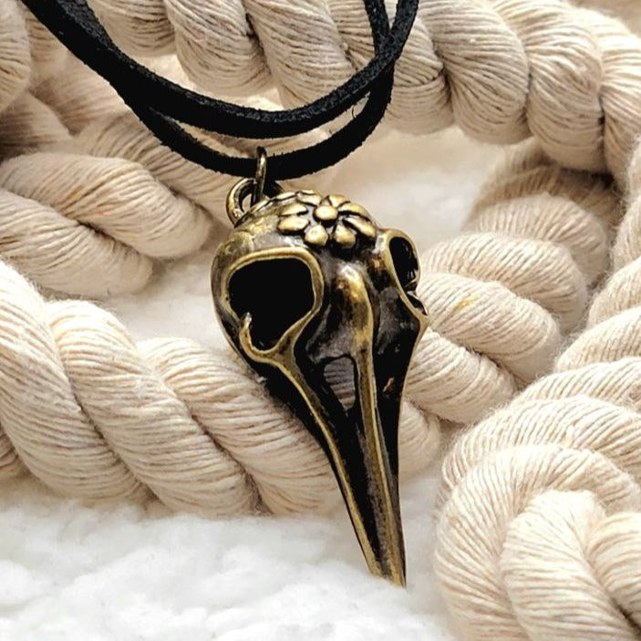 Collier de crâne de corbeau en or antique, collier de bijoux en os, pendentif unisexe, simple 2 couches, style gothique, accessoire énervé, déclaration de mode