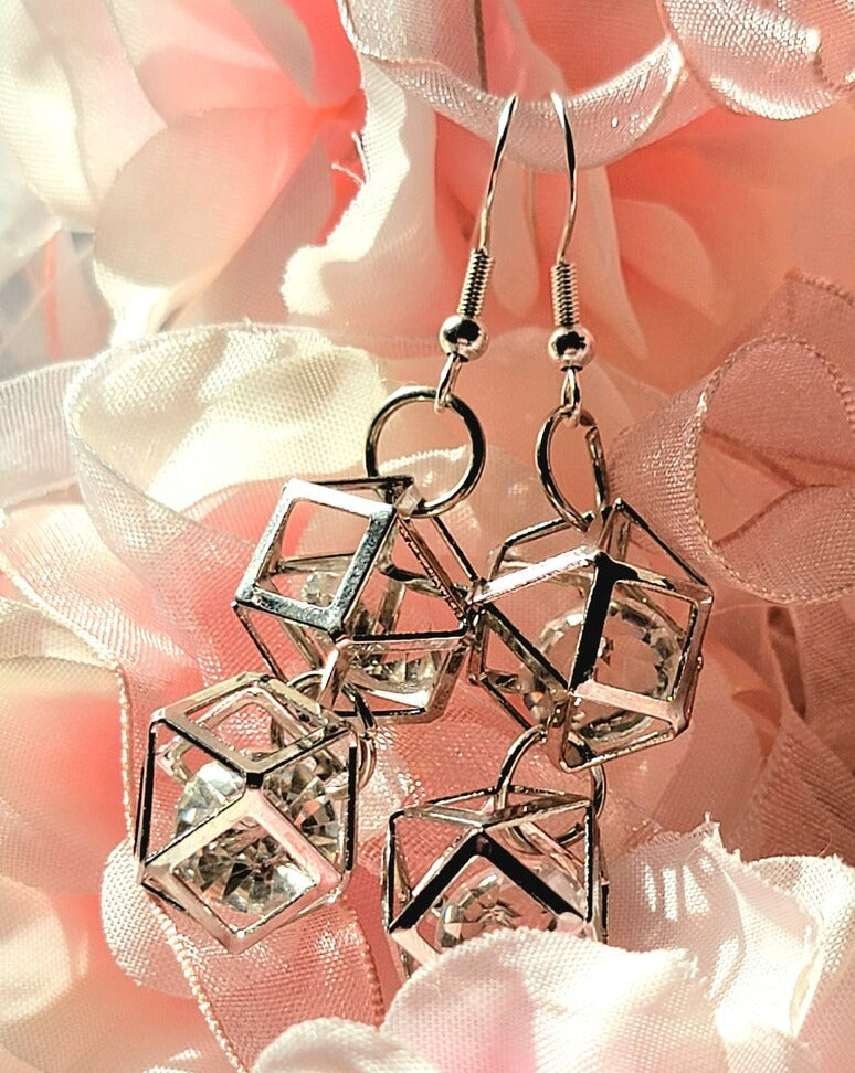 Crystal Cube Earrings, Glass Diamond Shaped Pendants, Shiny Dangling Drop