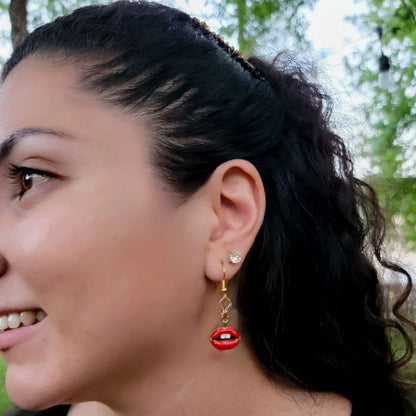 Bijoux ludiques pour sortie décontractée, pendentif rouge à lèvres, breloque talons aiguilles roses, pendentif ruban, mode adolescente, pour les jeunes de cœur, amusant et funky