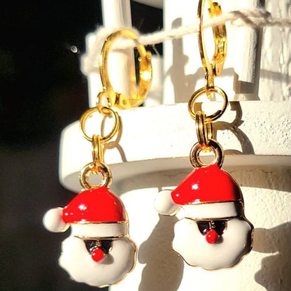 Père Noël élégant avec lunettes de soleil, bijoux de Noël, boucles d'oreilles saisonnières, pendentifs de vacances fantaisistes, pendentifs cool de Saint-Nicolas, chic d'hiver