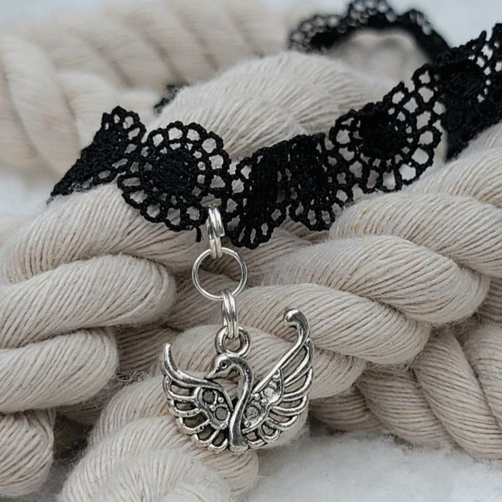 Black Lace Swan Choker, Elegant Neck Collar, Sexy Teen Accessory