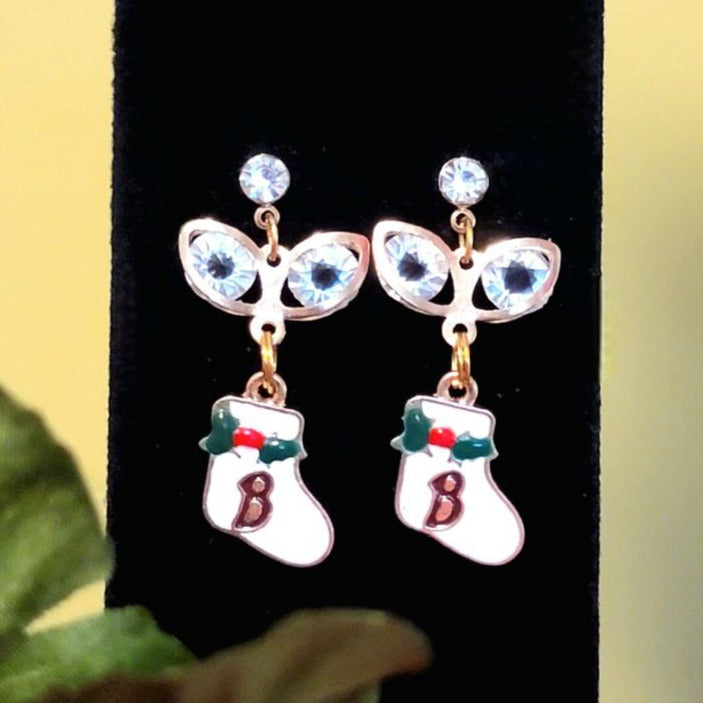 Boucle d’oreille blanche de bas de Noël, bijoux de vacances pour femmes, mode saisonnière, bijoux d’hiver uniques, cadeau pour maman, accessoire fait à la main