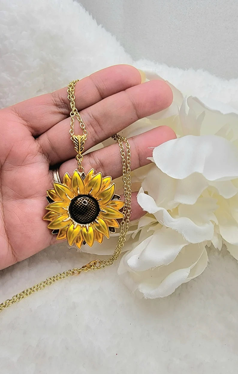 Bright Sunflower Necklace