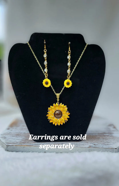 Bright Sunflower Necklace