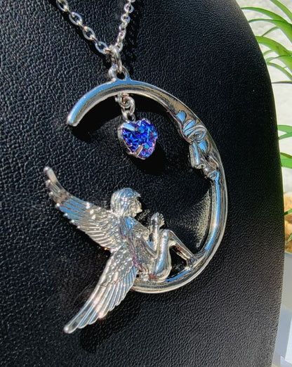 Pendentif Moon Fairy &amp; Crescent Moon, Collier céleste en argent, Bijoux sereins du soir enchanté, Allure intemporelle du pendentif de conte de fées