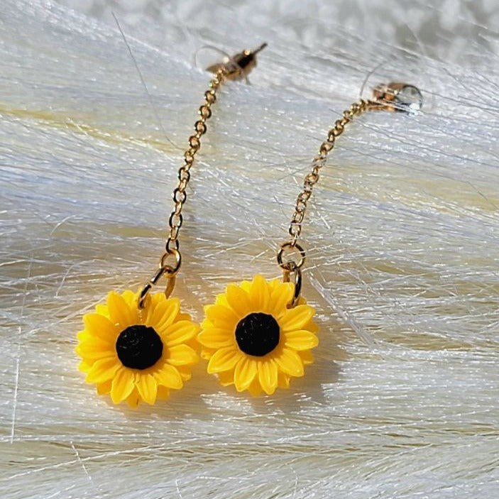 Long Drop Sunflower Earrings, Cheerful & Chic Floral Fall Dangle, Joyful Sparkle w/ Gold Accents, Vibrant Yellow Pendants for a Standout Look