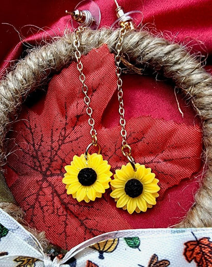 Boucles d’oreilles tournesol longues gouttes, pendentif floral joyeux et chic, éclat joyeux avec accents dorés, jaune vibrant pour un look remarquable, déclaration