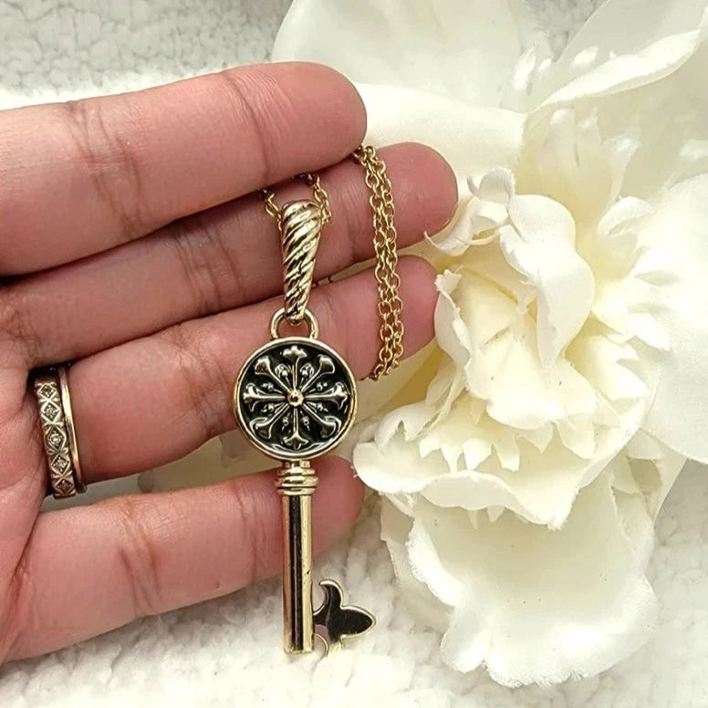 Vintage-Themed Golden Skeleton Key Necklace, Timeless Elegance in Jewelry Form, To Memories & New Beginnings