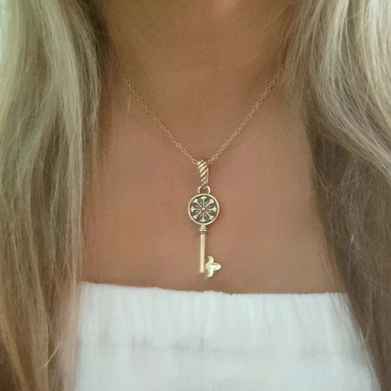 Vintage-Themed Golden Skeleton Key Necklace, Timeless Elegance in Jewelry Form, To Memories & New Beginnings