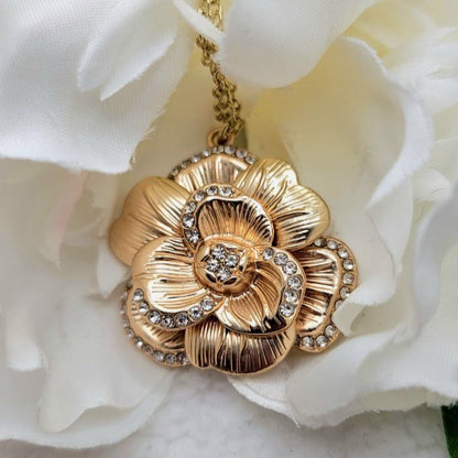 Golden Rose in Full Bloom Necklace, Classic Elegant Jewelry