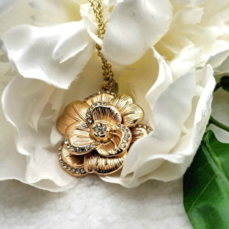 Golden Rose in Full Bloom Necklace, Classic Elegant Jewelry