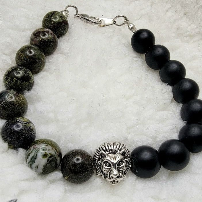 Regal Lion Head Beaded Bracelet, Symbol of Strength for Him