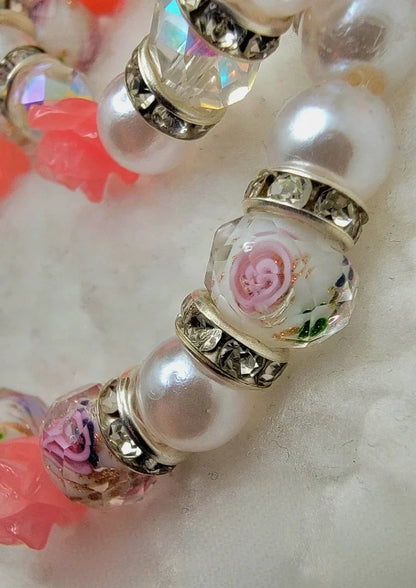 Pulsera de cristal con patrón de rosa de arte elegante, joyería de diseñador hecha a mano para novias, joyería de playa Boho, vidrio fundido, novia moderna