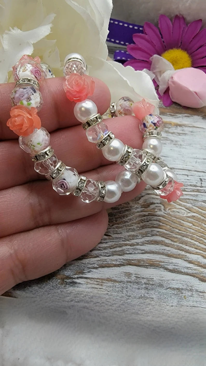 Pulsera de cristal con patrón de rosa de arte elegante, joyería de diseñador hecha a mano para novias, joyería de playa Boho, vidrio fundido, novia moderna