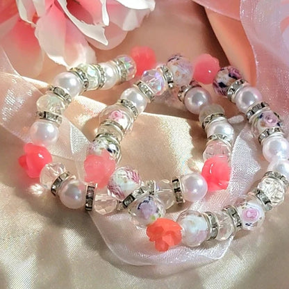 Pulsera de cristal con patrón de rosa de arte elegante, joyería de diseñador hecha a mano para novias, joyería de playa Boho, vidrio fundido, novia moderna