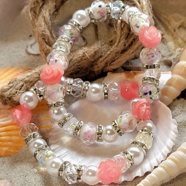 Pulsera de cristal con patrón de rosa de arte elegante, joyería de diseñador hecha a mano para novias, joyería de playa Boho, vidrio fundido, novia moderna