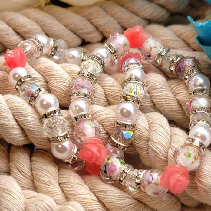 Pulsera de cristal con patrón de rosa de arte elegante, joyería de diseñador hecha a mano para novias, joyería de playa Boho, vidrio fundido, novia moderna