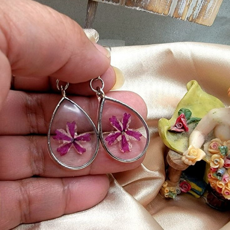 Purple Pansies Flower Drop Earring, Nature-Inspired Dangle, For Floral Enthusiast Statement Jewelry