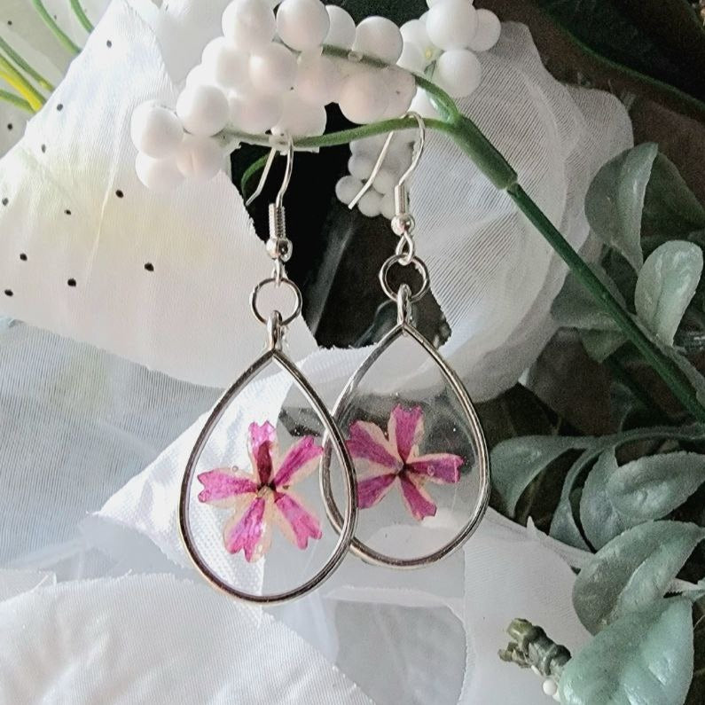 Purple Pansies Flower Drop Earring, Nature-Inspired Dangle, For Floral Enthusiast Statement Jewelry