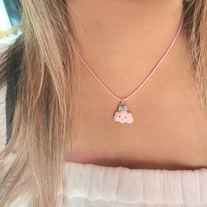 Accessoires Kawaii incontournables, collier pour adolescents et pré-adolescents, bijoux mignons et ludiques, conception de pendentif en résine fantaisiste, couleur bonbon expressive