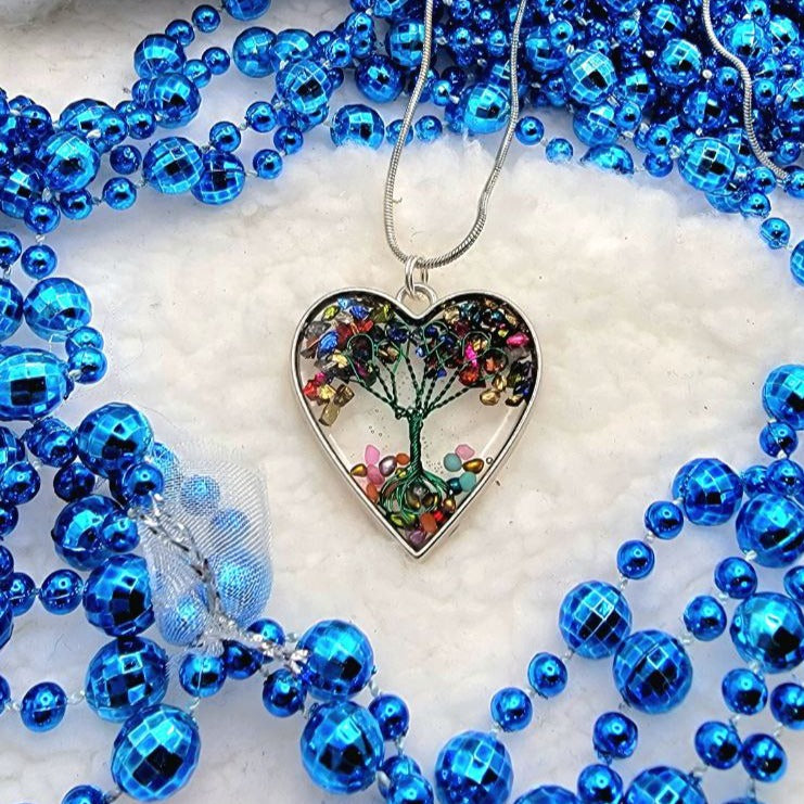 Tree of Life Within Heart-Shaped Frame Necklace, Fashionable Symbol of Natural Connection, Gorgeous & Classy Pendant, Vibrant Harmonious Jewelry