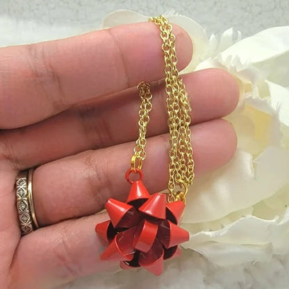 Vibrant Christmas Bow Necklace, Elegant Holiday Jewelry, Festive Fashion Statement Pendant, Celebration Necklace, Gift-Themed