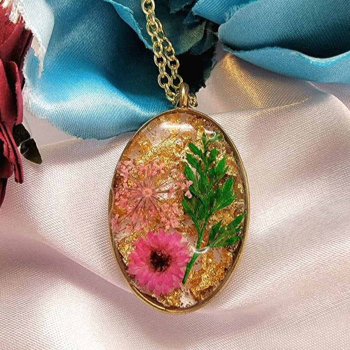 Bright Pink Wildflower Necklace, Real Pressed Plant Pendant, Nature Inspired Themed Jewelry, Garden Lover Gift, Earthy Accessory, Unique Eco Friendly Charm