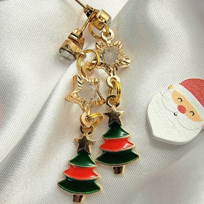 Traditional Christmas Color Earrings, Elegant Festive Season Jewelry, Red & Green Festive Dangle, Holiday Season Sparkling Accessory