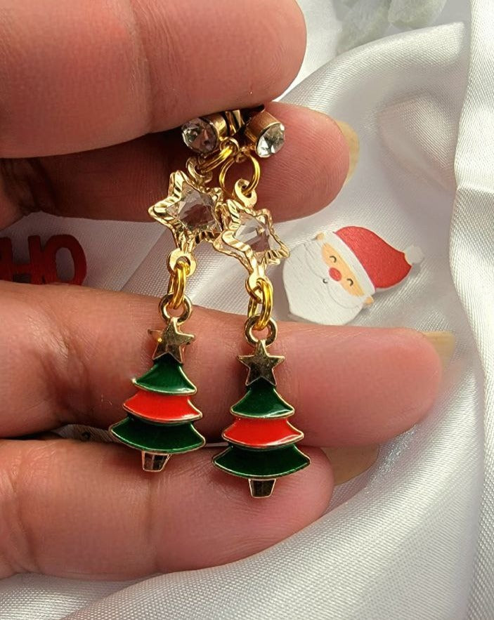 Traditional Christmas Color Earrings, Elegant Festive Season Jewelry, Red & Green Festive Dangle, Holiday Season Sparkling Accessory