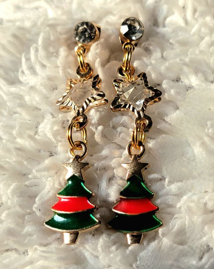 Traditional Christmas Color Earrings, Elegant Festive Season Jewelry, Red & Green Festive Dangle, Holiday Season Sparkling Accessory