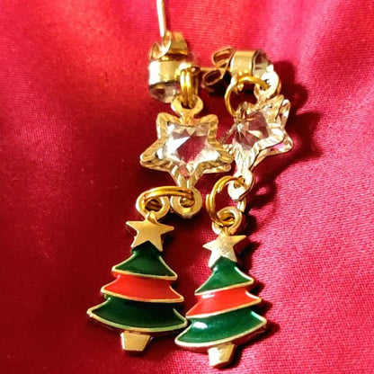 Traditional Christmas Color Earrings, Elegant Festive Season Jewelry, Red & Green Festive Dangle, Holiday Season Sparkling Accessory