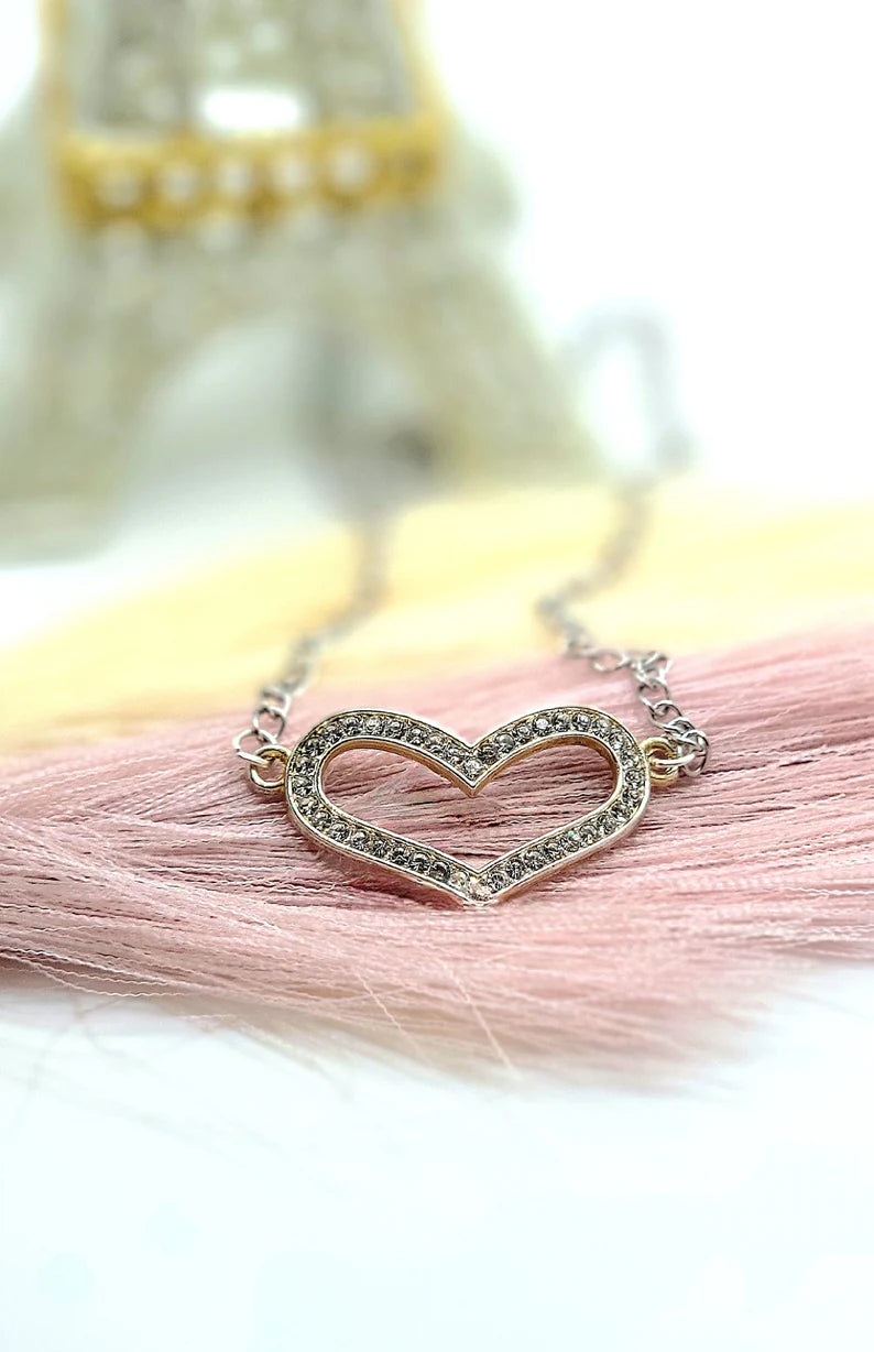 Collier coeur en strass intemporel d'amour et de dévotion, emblème d'amour brillant pour les anniversaires, cadeau romantique pour les occasions spéciales, la Saint-Valentin