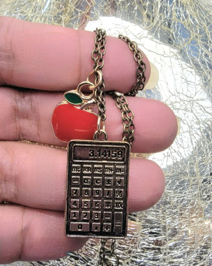 Stylish Calculator Necklace for Math Lovers, Fun Teacher Gift, Accountant Present, Cute Jewelry, Perfect Retirement Gift