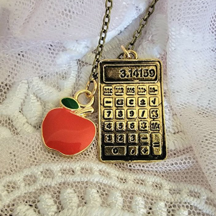 Stylish Calculator Necklace for Math Lovers, Fun Teacher Gift, Accountant Present, Cute Jewelry, Perfect Retirement Gift