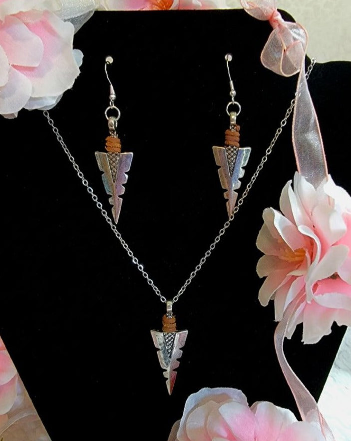 Silver Arrowhead Flint Necklace & Earring Set, Native American Jewelry