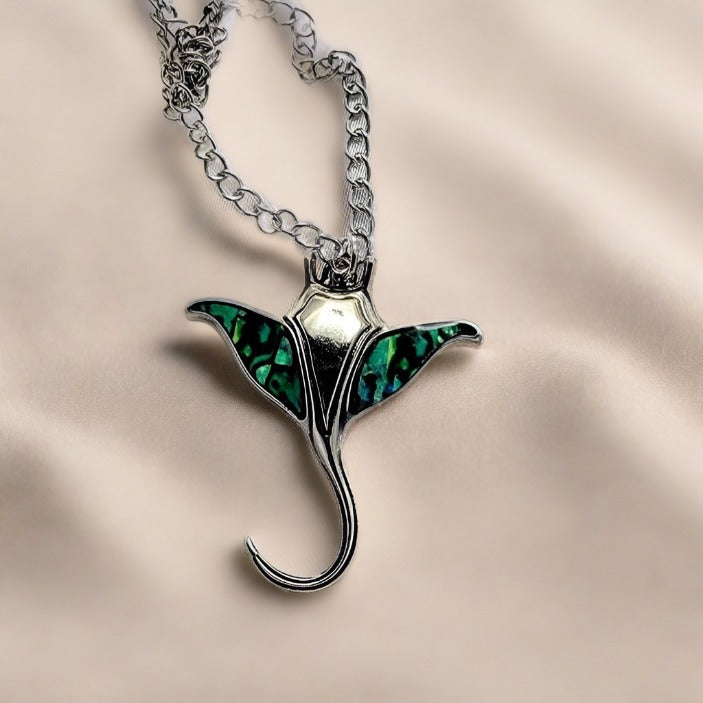 Collier Stingray en argent, bibelot Manta Ray, pendentif animal marin, bijoux Sting Ray, bijoux de vêtements de plage, accessoire pour amoureux de la plage