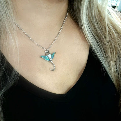 Silver Stingray Necklace, Manta Ray Charm, Sea Animal Pendant, Sting Ray Accessory, Beach Wear Jewelry, Beach Lover Necklace