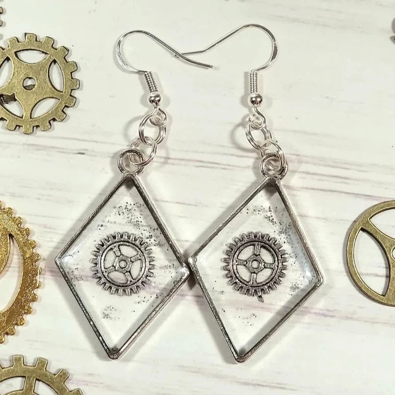 Pendientes de rueda y engranaje de plata con brillo, colgante inspirado en Steampunk, diseño victoriano de temática vintage, mezcla artística de diseño antiguo y nuevo