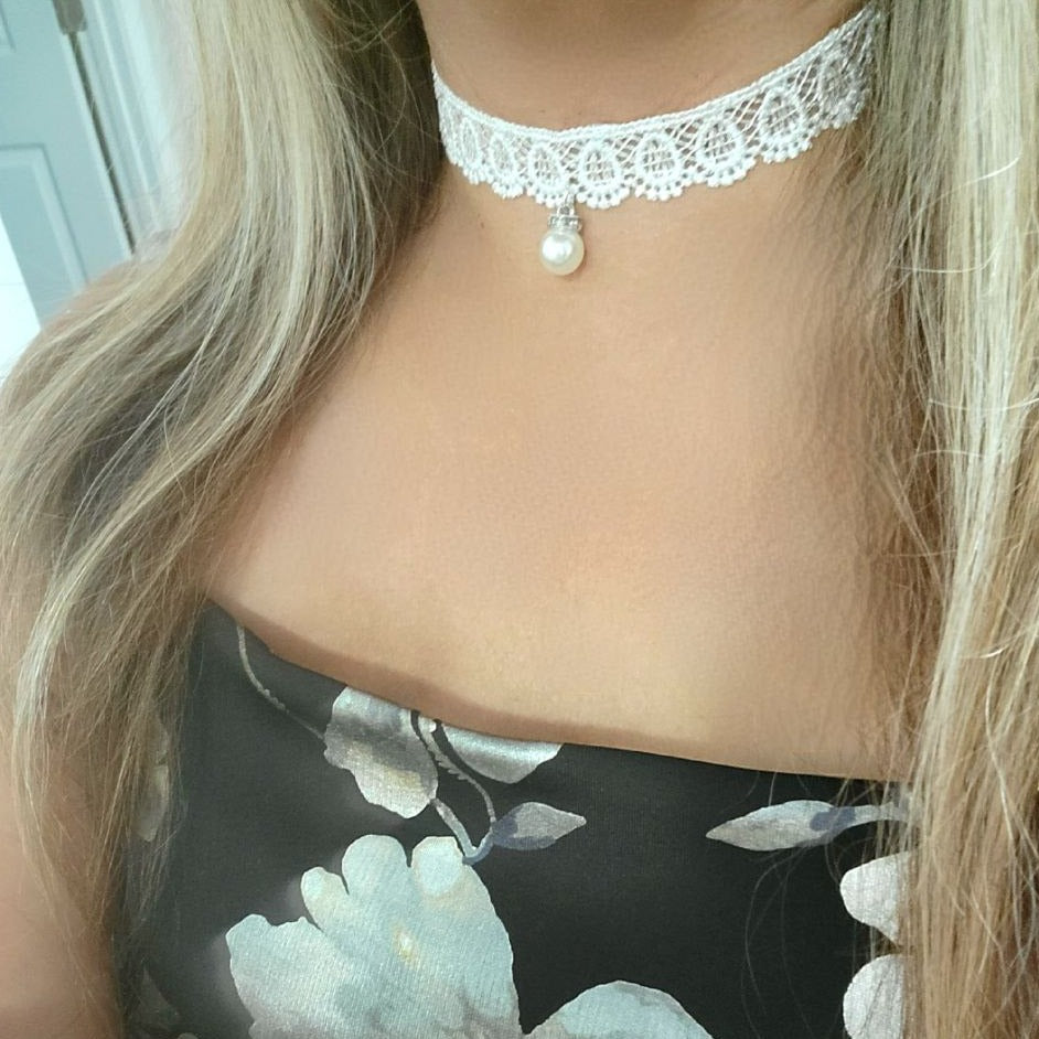 Elegant Single Faux Pearl Lace Choker, Retro Glamour Meets Contemporary Chic Necklace