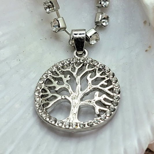 Collier en strass Arbre de Vie, Bijoux de soirée élégants, Collier polyvalent de jour comme de nuit, Symbole de croissance personnelle, Accessoire éblouissant